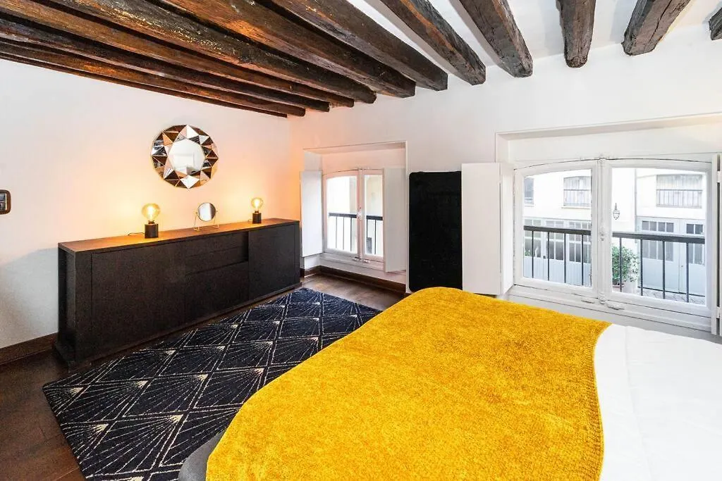 Apartment Place Des Vosges-marrais